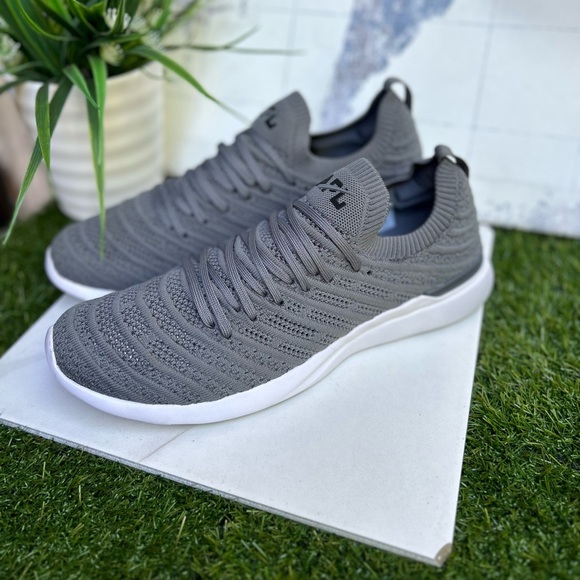 👟APL TechLoom Wave hybrid Running shoe size 10.5 Men New , women 11.5 unisex - Picture 14 of 16